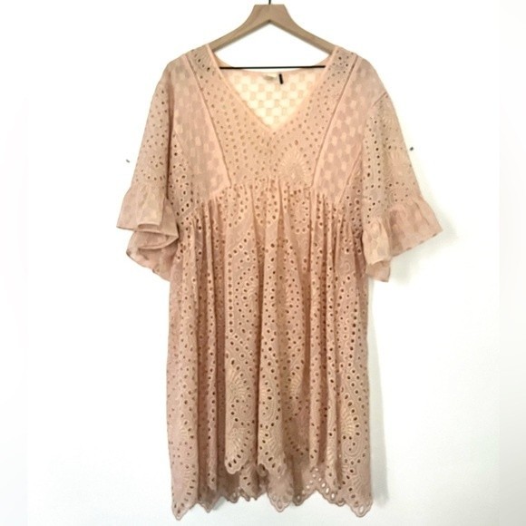 Anthro Akemi & Kin Brooke Eyelet Babydoll Swing Oversized Dress - Picture 4 of 11